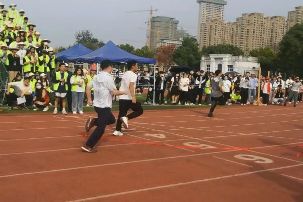 教工组男子100.jpg