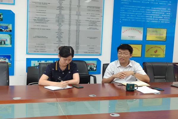 武昌理工学院创新创业学院开展2022年秋季学期教学检查及课程建设专题会(图1) 武昌理工学院创新创业学院开展2022年秋季学期教学检查及课程建设专题会(图1)