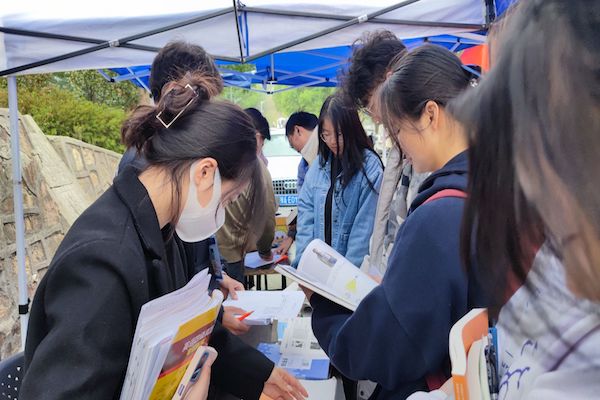 图书.jpg
