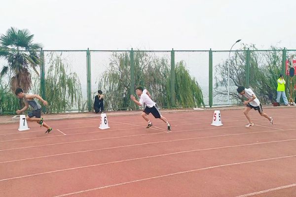 男子跑步决赛2.jpg